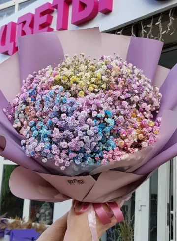 Букет из гипсофилы «Радуга» от интернет-магазина цветов в 