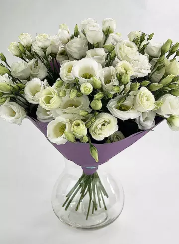 Букет с эустомами &laquo;Фея&raquo; от интернет-магазина цветов в 