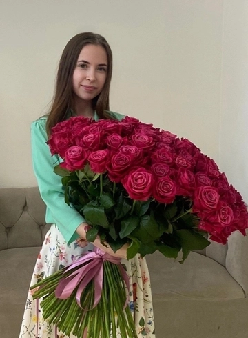 Букет из 101 розовой розы «Фламинго» от интернет-магазина цветов в 