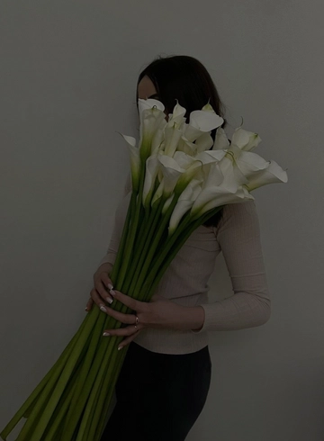 Букет из  каллы «Восторг гурмана» от интернет-магазина цветов в 