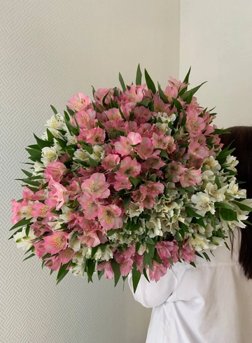 Тайна пурпурного вечера от интернет-магазина цветов в 