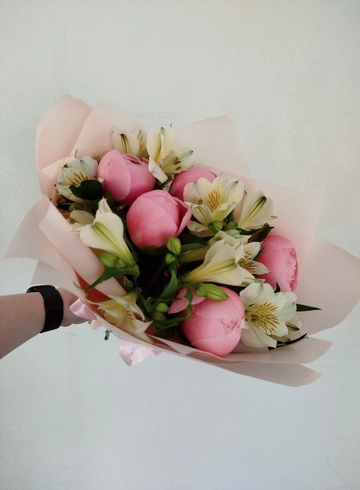 Букет с пионами «Мечта» от интернет-магазина цветов в 